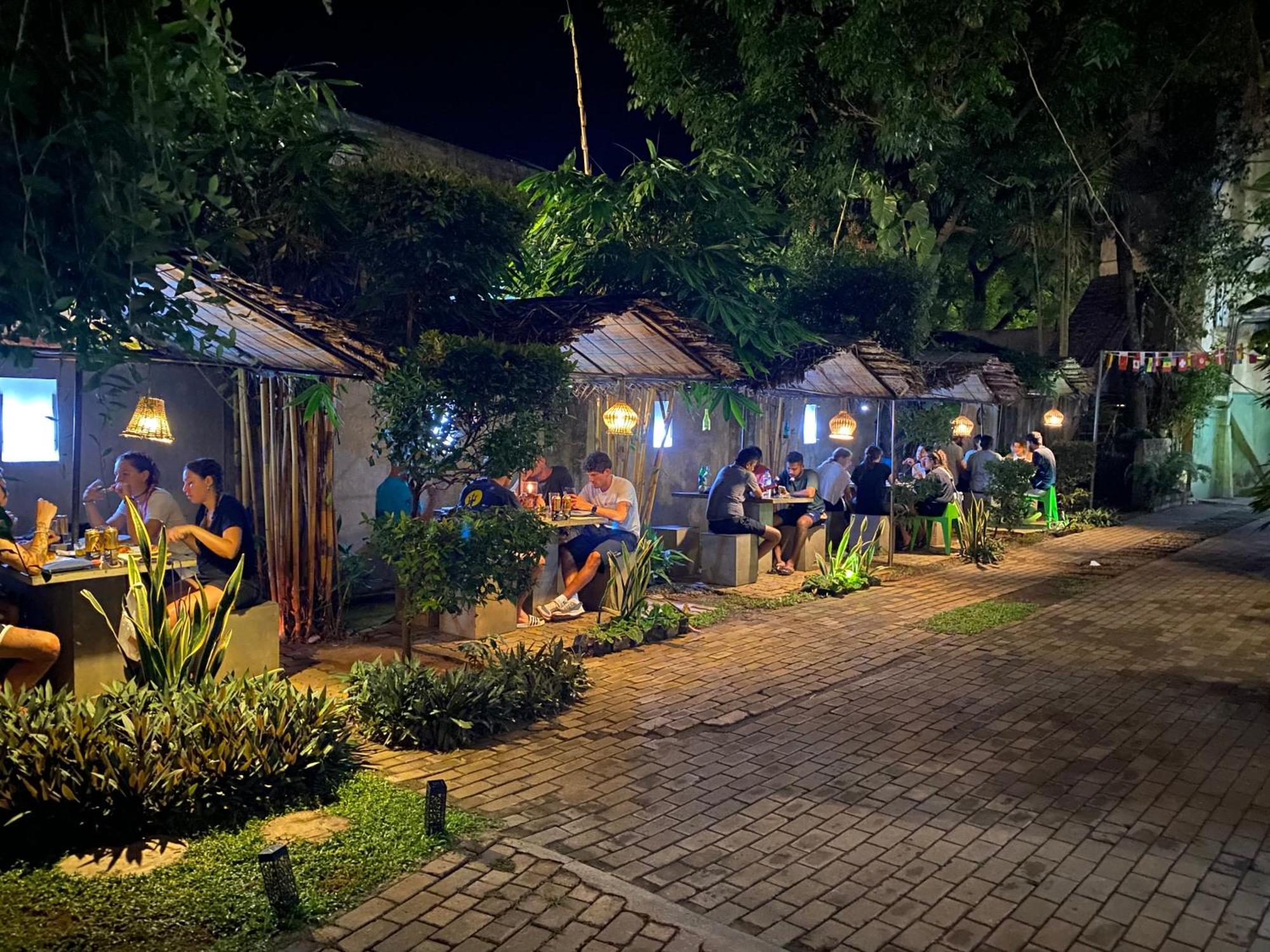 Hotel Tinaya Dambulla Exterior photo