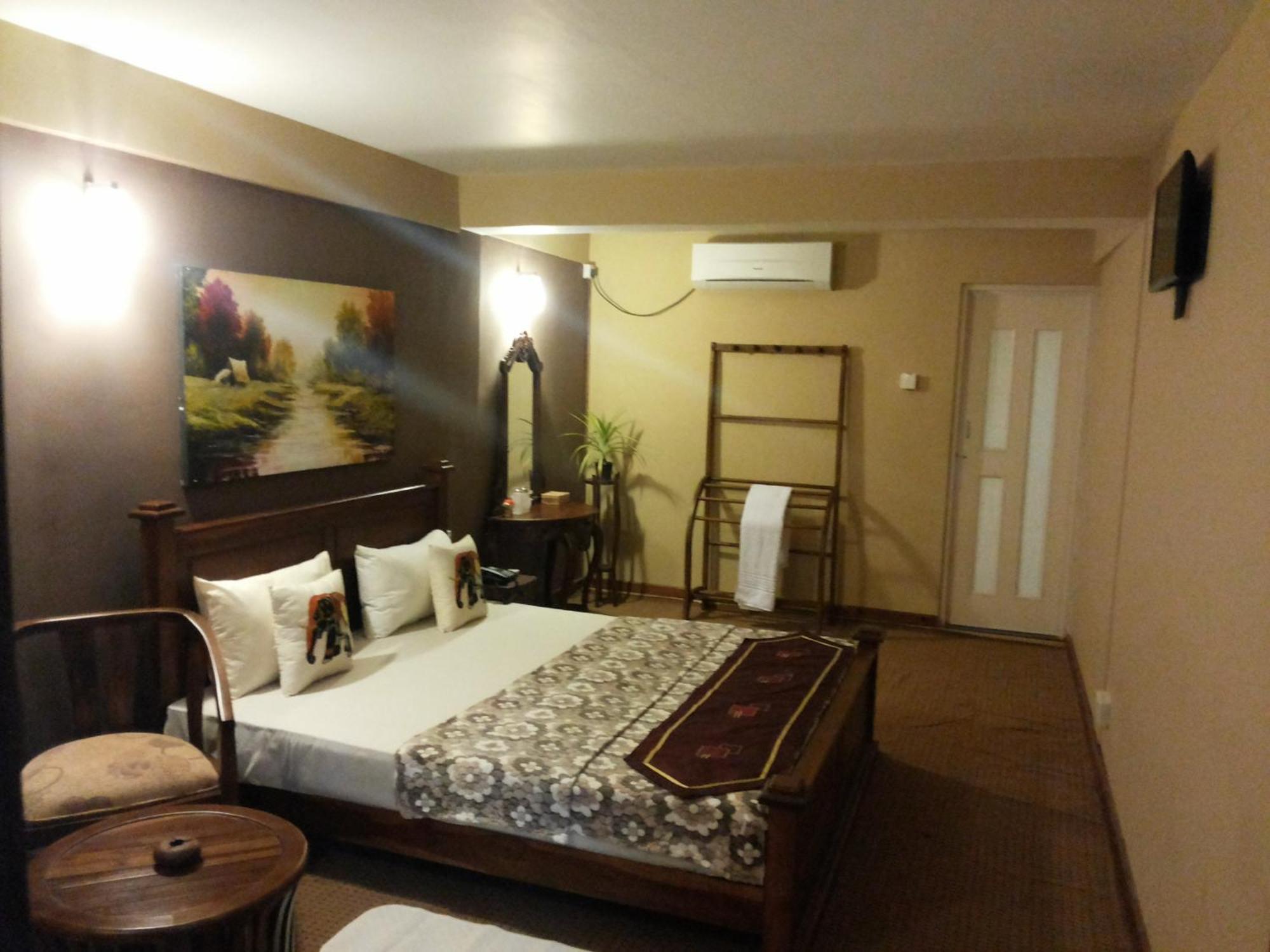 Hotel Tinaya Dambulla Room photo