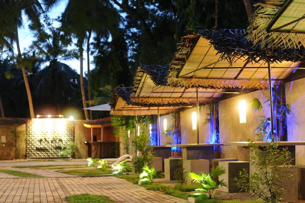 Hotel Tinaya Dambulla Exterior photo