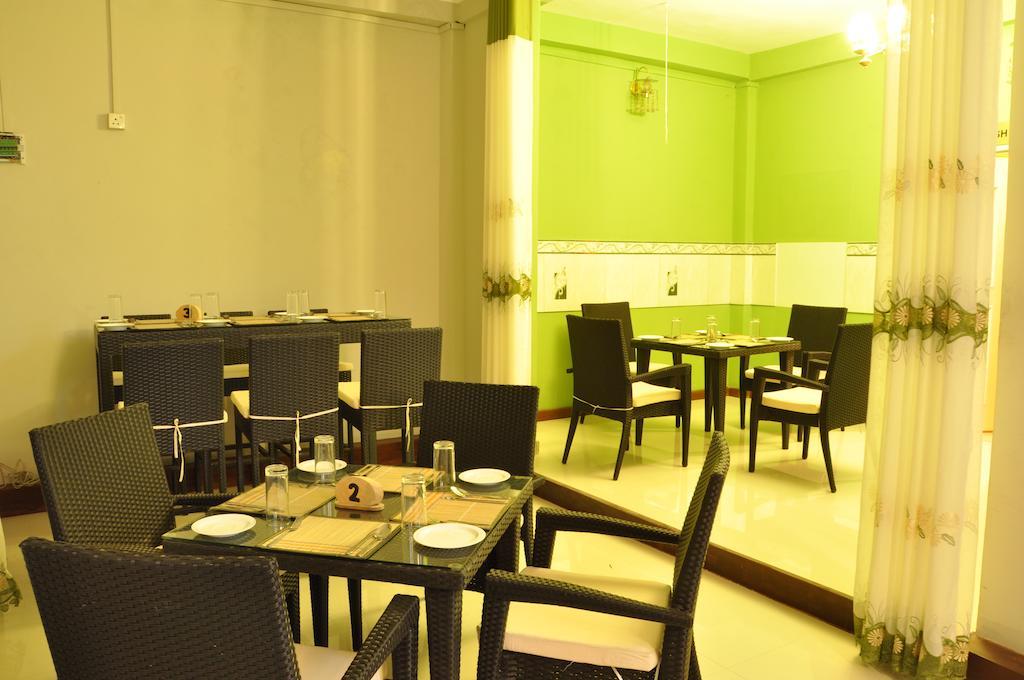 Hotel Tinaya Dambulla Exterior photo